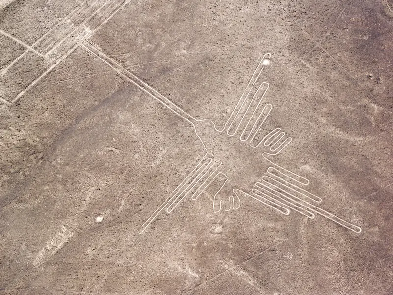 Linhas de Nazca no deserto do Peru