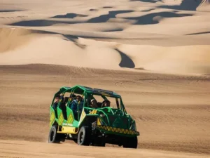 Passeio de buggy e sandboard nas dunas de Huacachina em Ica